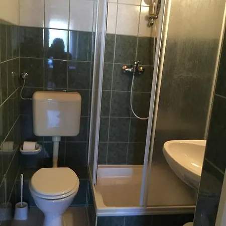 Guest house Cyrano Vendeghaz Vonyarcvashegy