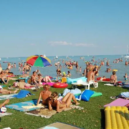 Cyrano Vendeghaz Gæstehus 3*