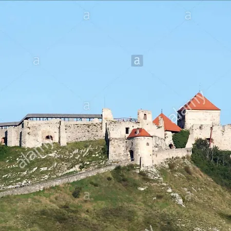 Cyrano Vendeghaz Guest house Vonyarcvashegy