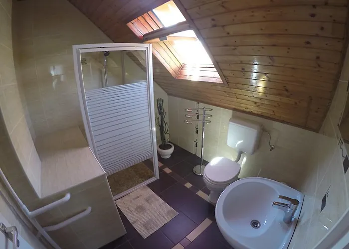 Guest house Cyrano Vendeghaz 3*